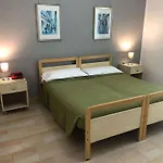 Szálloda Iron Hotel Ex Residence Moderno Bari Bari