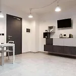 Iron Hotel Ex Residence Moderno Bari Szálloda