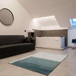 Szálloda Iron Hotel Ex Residence Moderno Bari Bari