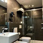 Iron Hotel Ex Residence Moderno Bari