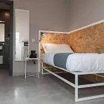 Iron Ex Moderno Hotel *