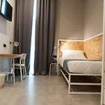 Iron Hotel Ex Residence Moderno Bari * Bari