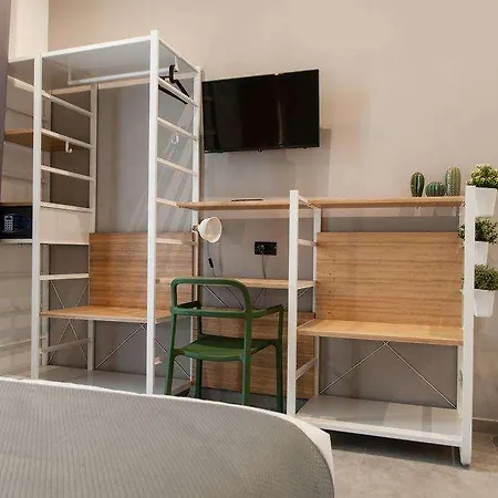 Iron Ex Moderno Hotell